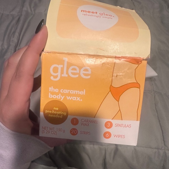 Glee body wax kit - Picture 1 of 2